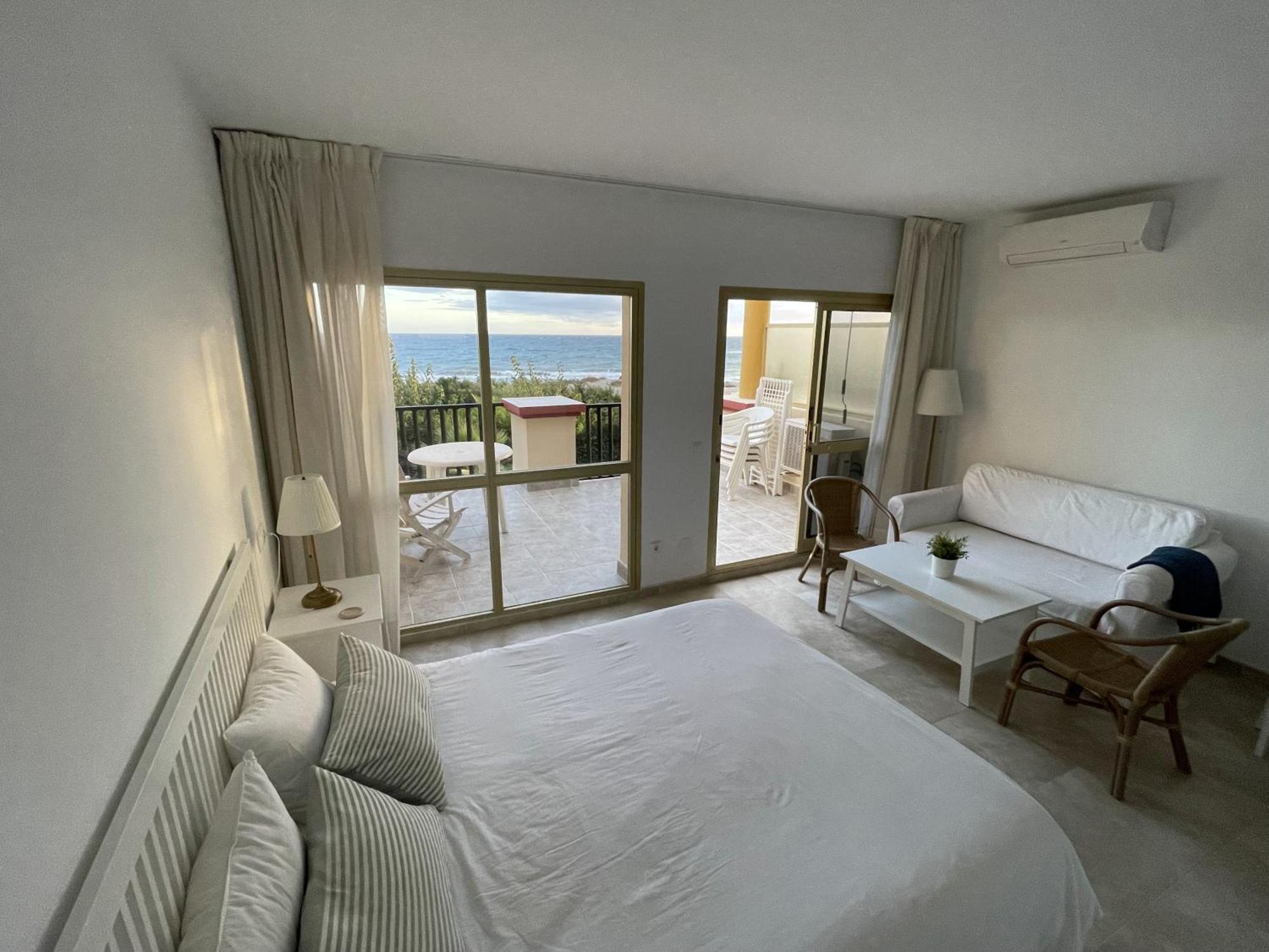 Estudio Con Insuperables Vistas Al Mar: Aparcamiento *