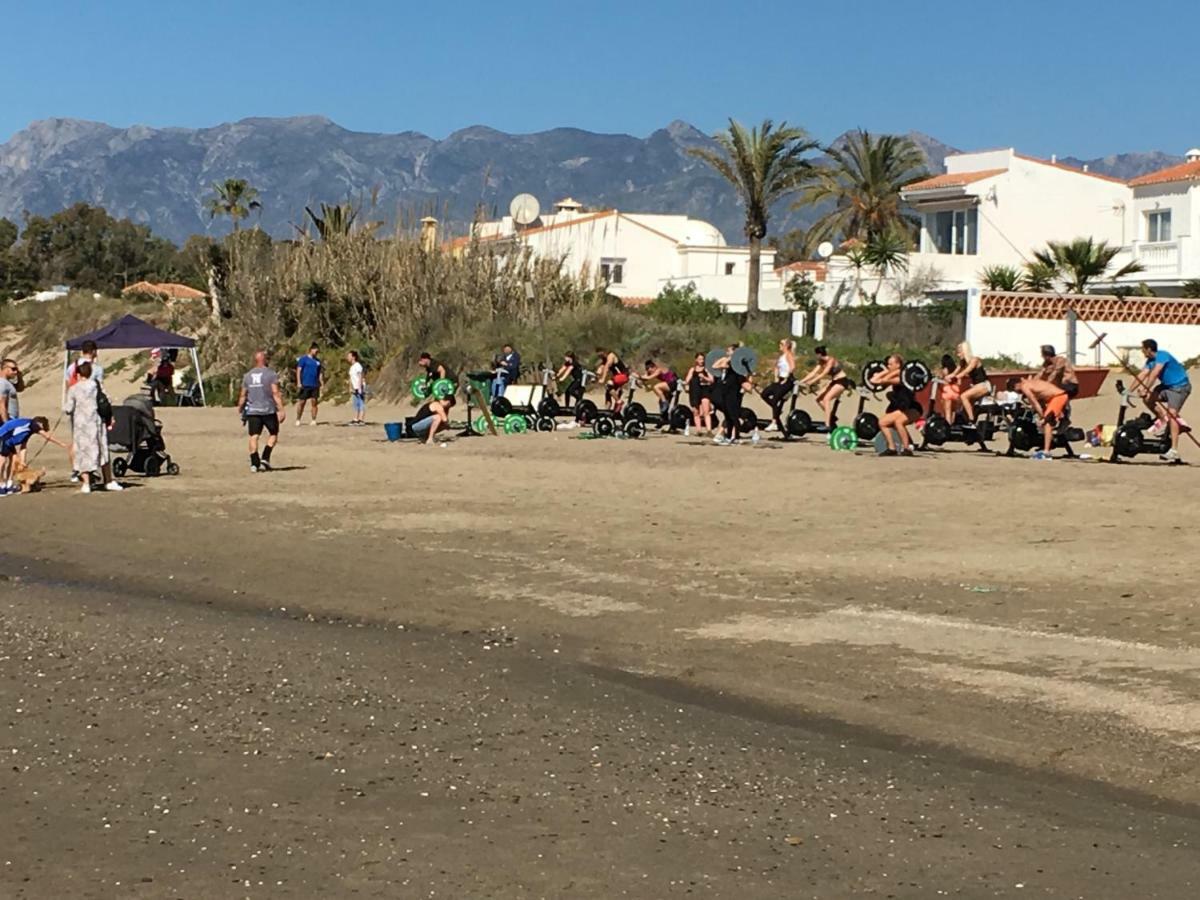 Estudio Con Insuperables Vistas Al Mar: Aparcamiento Appartamento Marbella