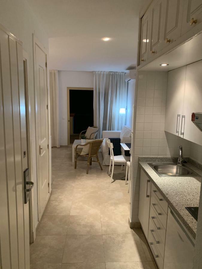 Estudio Con Insuperables Vistas Al Mar: Aparcamiento Appartement Marbellac