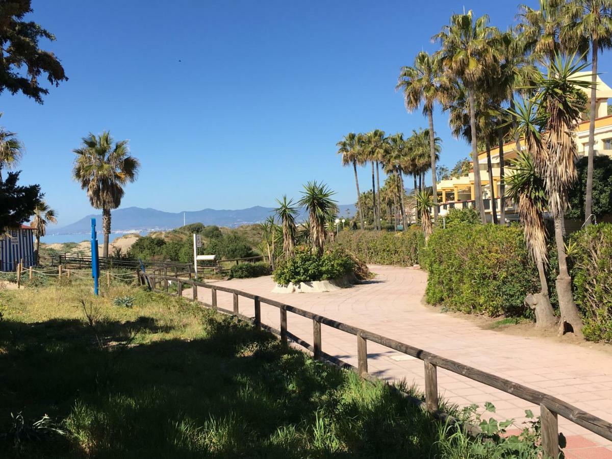 Estudio Con Insuperables Vistas Al Mar: Aparcamiento Marbellac
